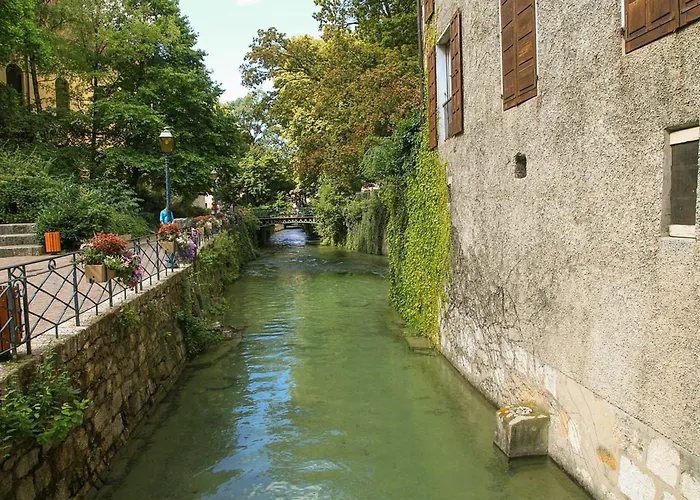 Appartement Annecy, 4 pièces, 6 personnes - FR-1-432-13